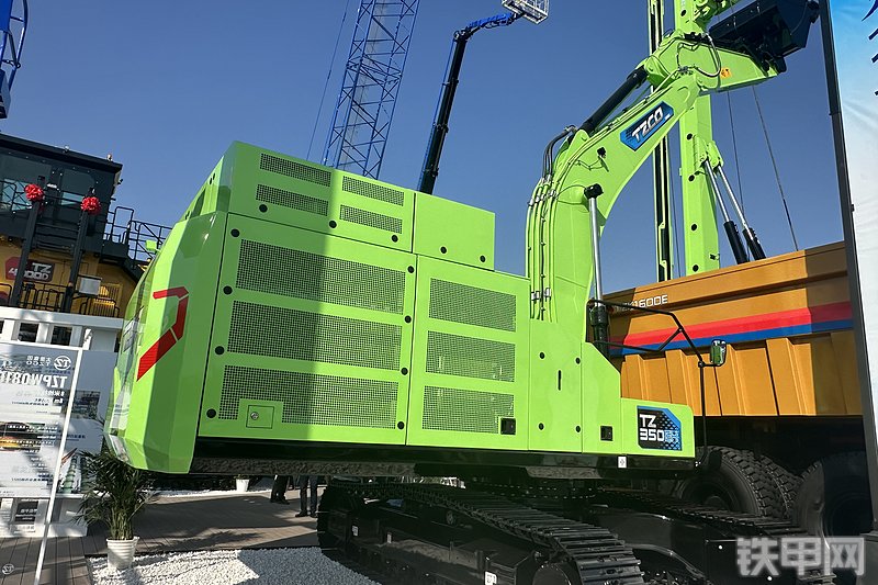 太重集团TZ350EH挖掘机整机外观