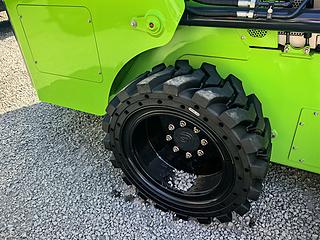 18年柳工853相关机型-柳工 385B-E 滑移装载机图片 柳工 385B-E 滑移装载机图片