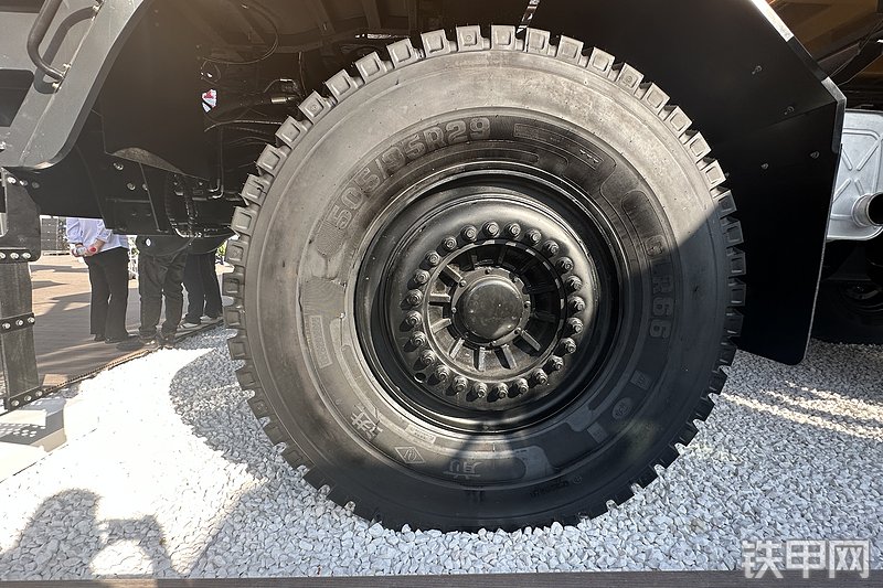 太重集团TZK160DE非公路自卸车整机外观