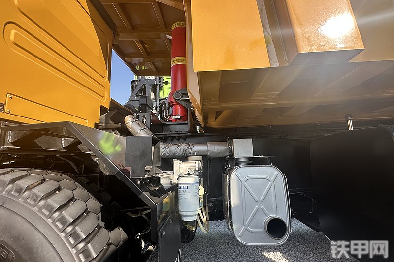 太重集团TZK160DE非公路自卸车整机外观