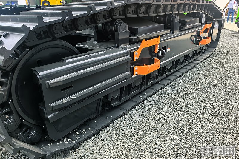 柳工975FMAX挖掘机整机外观