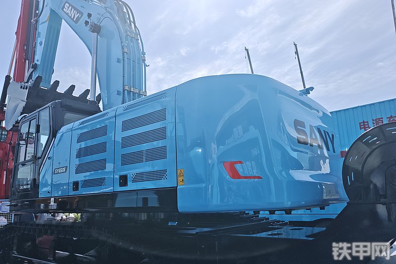 三一重工SY650E挖掘机整机外观