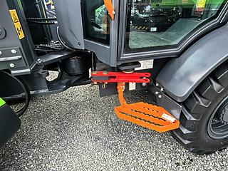 柳工820TE装载机整机外观