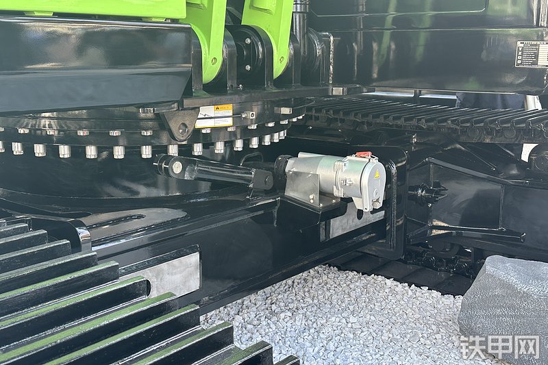 太重集团TZR240HE旋挖钻整机外观