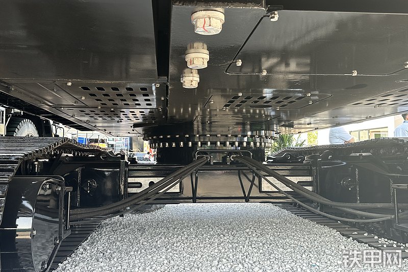 太重集团TZR240HE旋挖钻整机外观