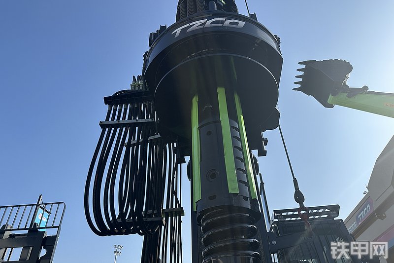 太重集团TZR240HE旋挖钻整机外观