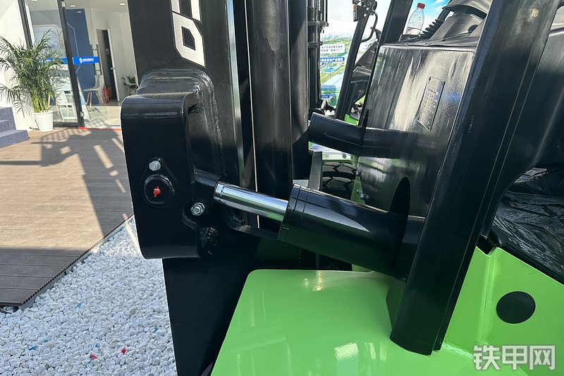 太重集团TZFB70叉车整机外观