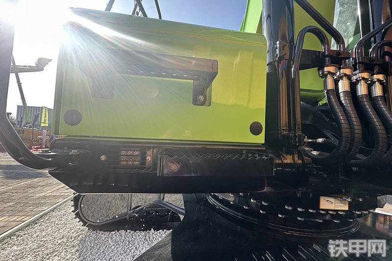 太重集团TZ350EH挖掘机整机外观