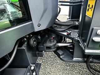 柳工820TE装载机整机外观