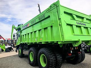 柳工DW105AE非公路自卸车整机外观