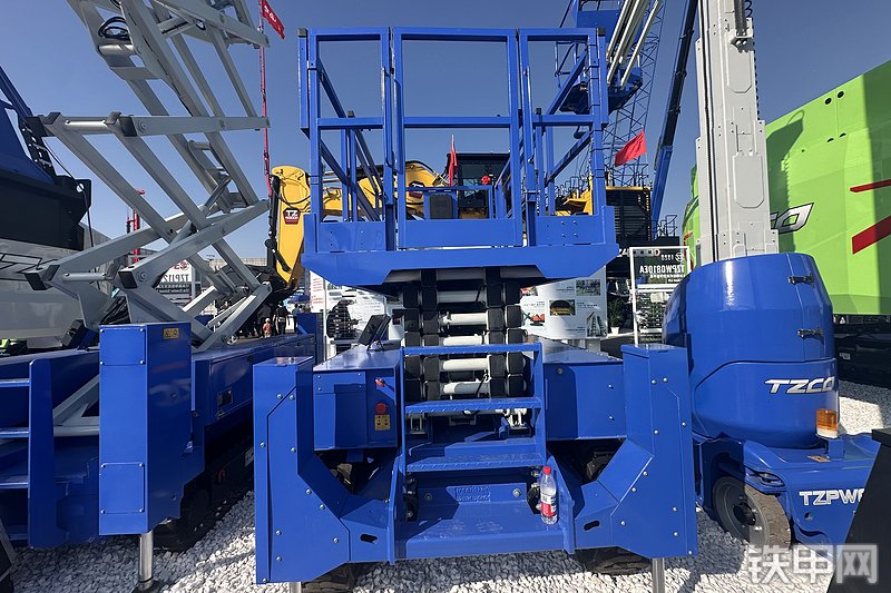 太重集团TZP J1218RT高空作业机械整机外观