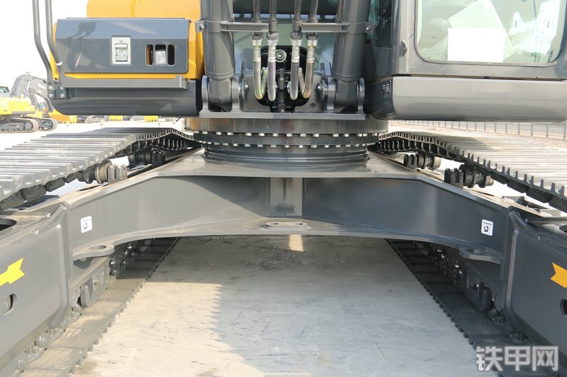 约翰迪尔E360LC挖掘机局部