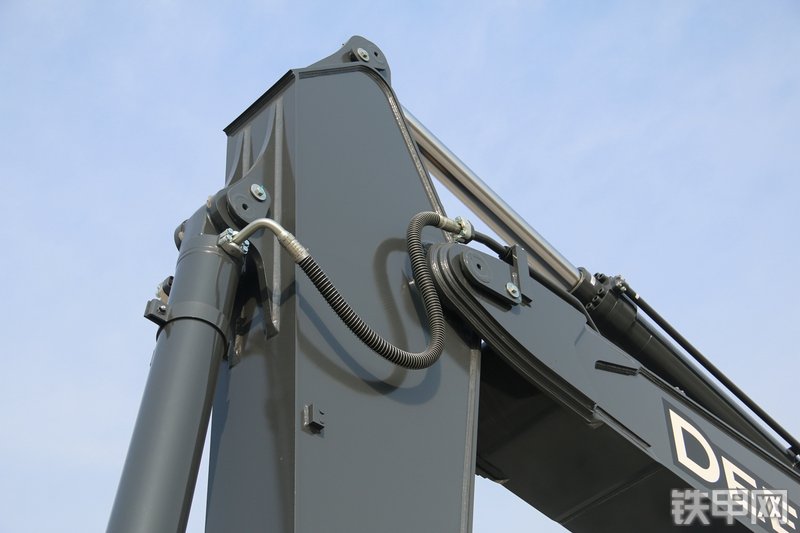 约翰迪尔E360LC挖掘机局部