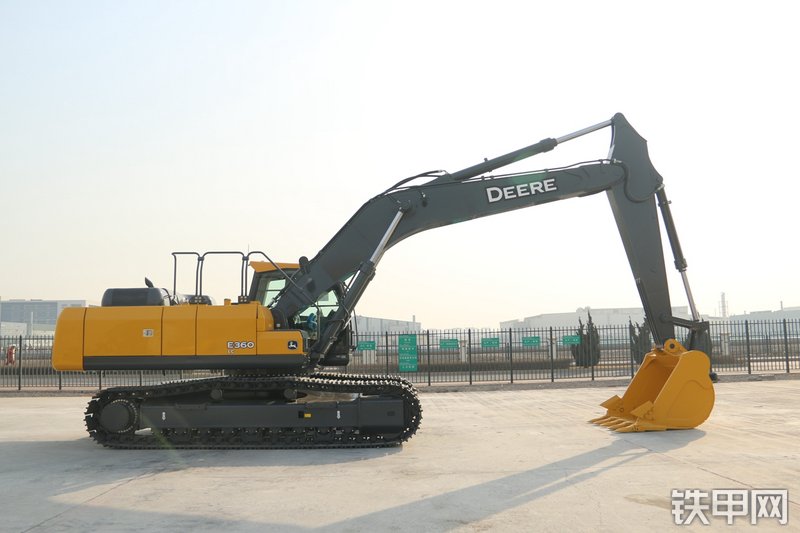 约翰迪尔E360LC挖掘机整机外观