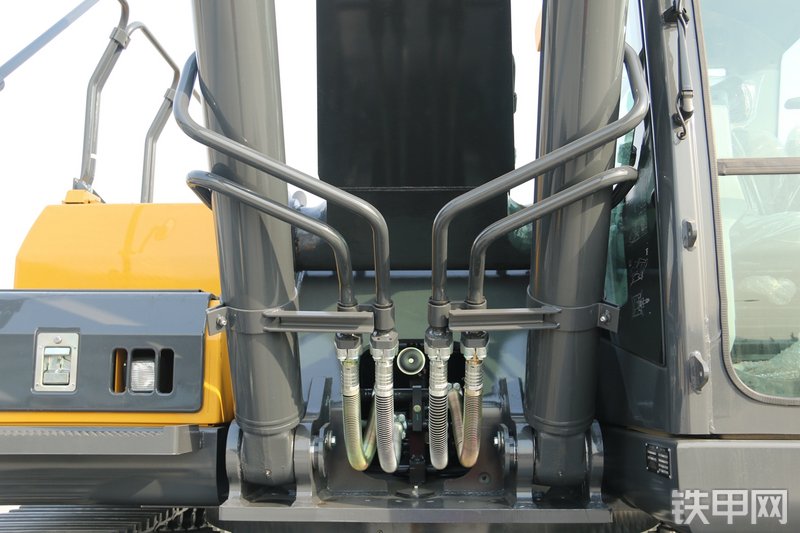 约翰迪尔E360LC挖掘机局部