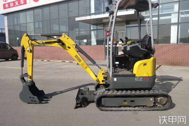 威克诺森EZ17挖掘机整机外观