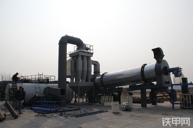 亚龙筑机DHB40沥青搅拌站整机外观