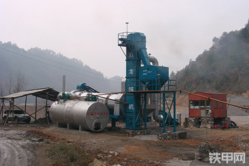 亚龙筑机DHB80沥青搅拌站整机外观