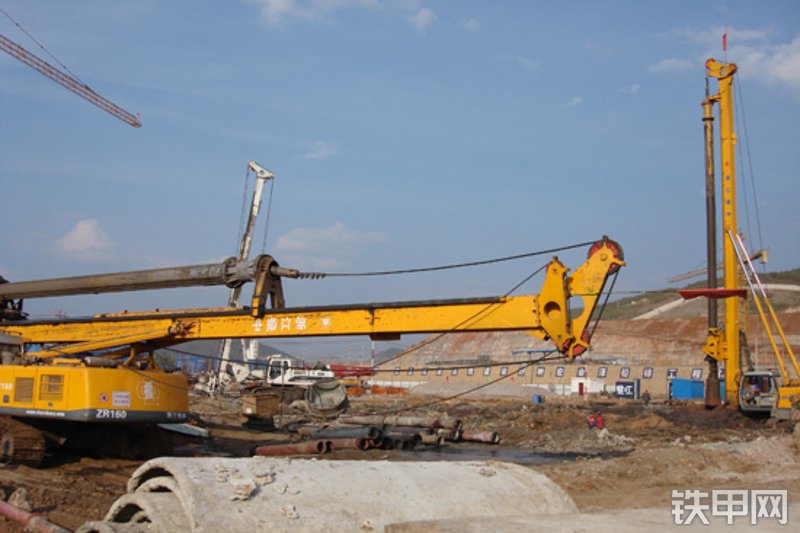 浙江振中ZR160旋挖钻整机外观