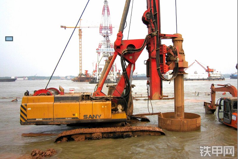 三一重工SR120旋挖钻整机外观