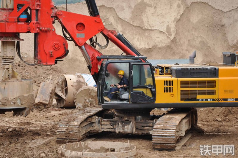 三一重工SR120旋挖钻整机外观