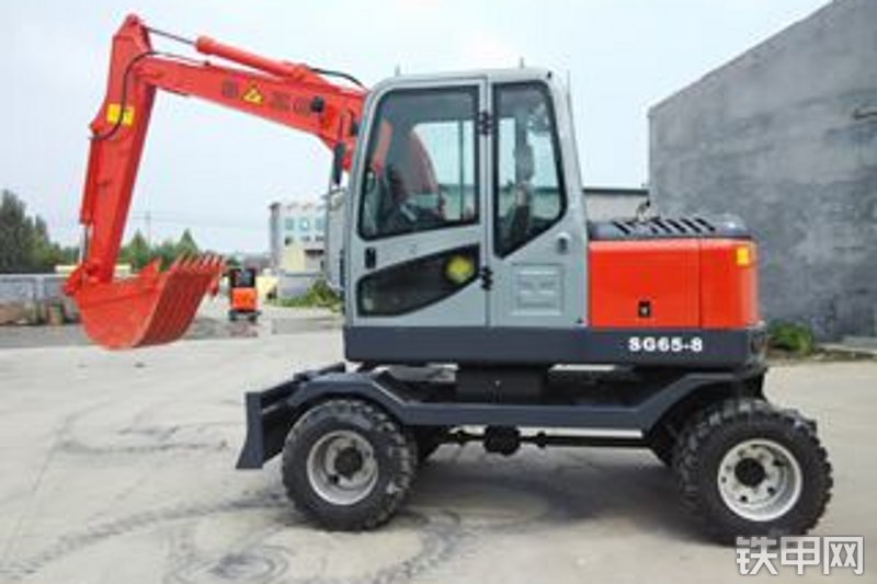 华夏山工SG65W-8挖掘机整机外观