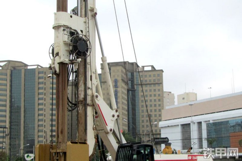 迈特HR260旋挖钻整机外观