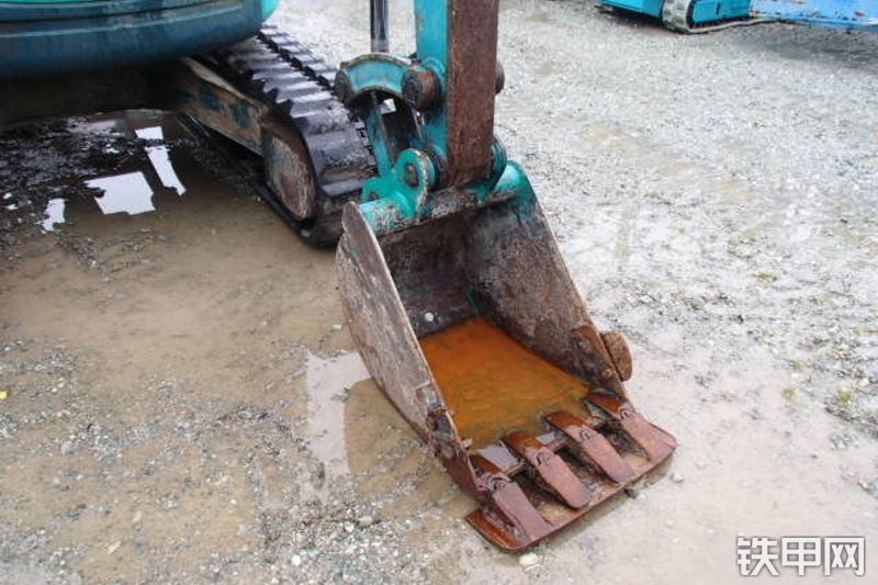 久保田U-30-5挖掘机局部