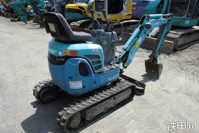 久保田U-10-3Alpha挖掘机整机外观