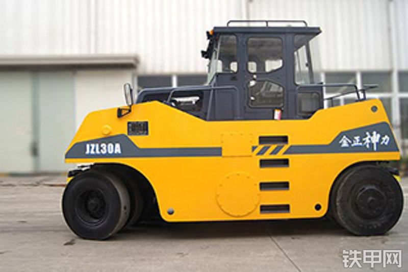 金正神力JZL30A压路机整机外观