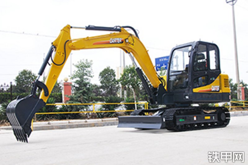 卡特重工CT65-8A挖掘机整机外观