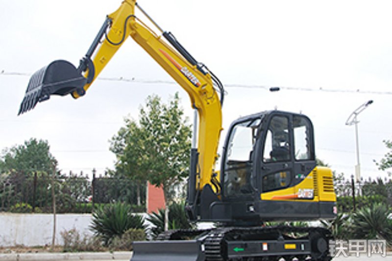 卡特重工CT65-8A挖掘机整机外观