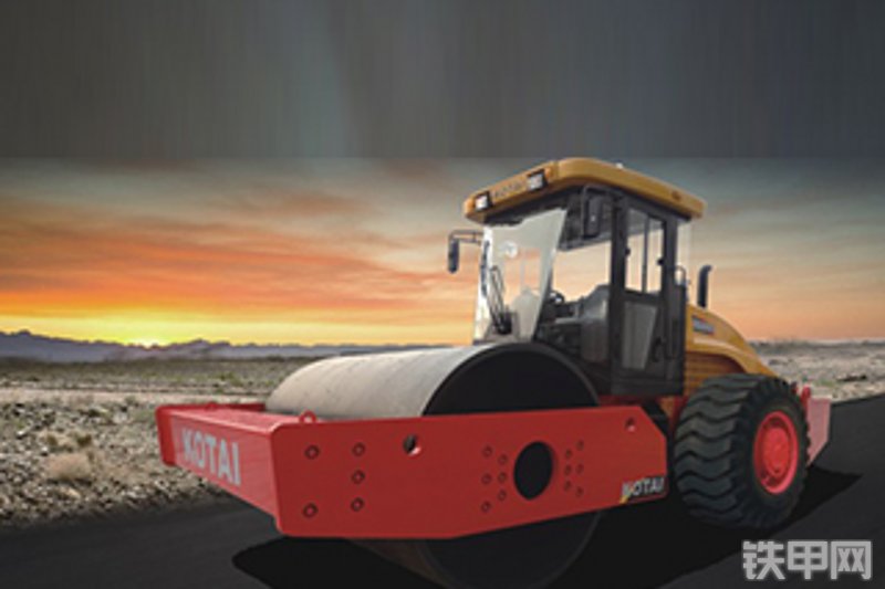 科泰重工KS225D压路机整机外观