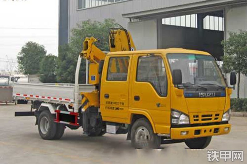 成龙威CLQ5070JSQ4Q起重机整机外观