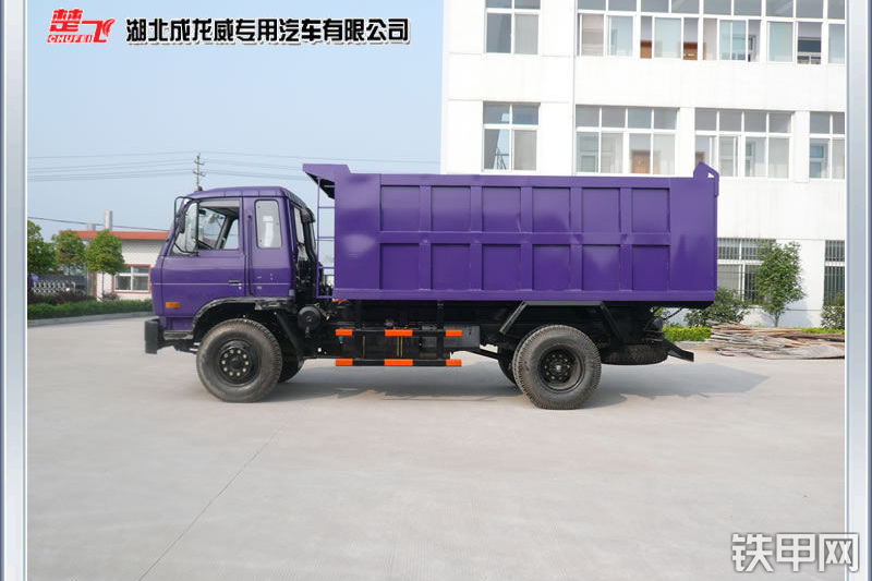 成龙威EQ3168K非公路自卸车整机外观