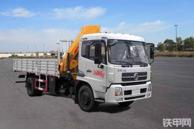 成龙威CLQ5160JSQ4D起重机整机外观