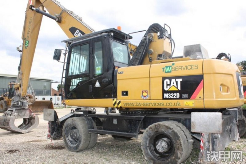 卡特彼勒M322DMH挖掘机整机外观