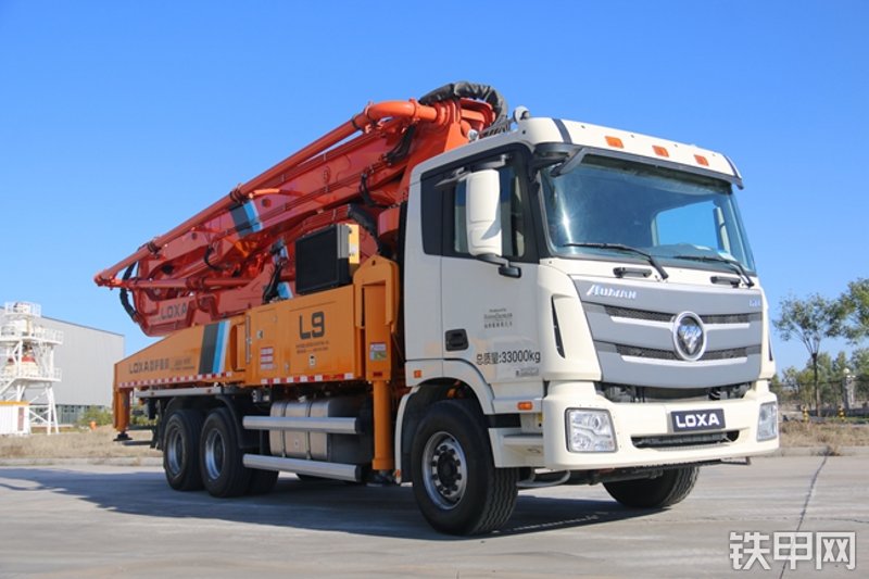 雷萨重机BJ5339THB6RZ47红黄泵车整机外观