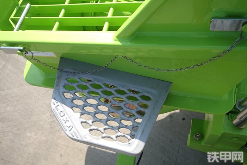 雷萨重机BJ5124THB绿车载泵局部