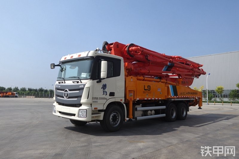 雷萨重机BJ5339THB6RZ47红黄泵车整机外观