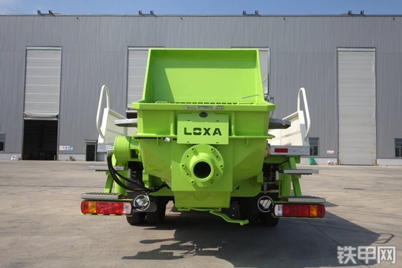 雷萨重机BJ5124THB绿车载泵局部