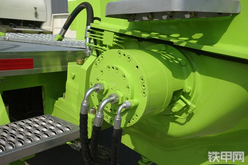 雷萨重机BJ5124THB绿车载泵局部