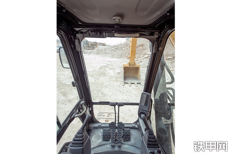 卡特彼勒349D2液压挖掘机局部