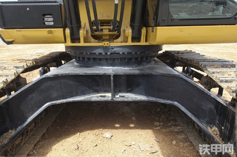 卡特彼勒340D2L挖掘机局部