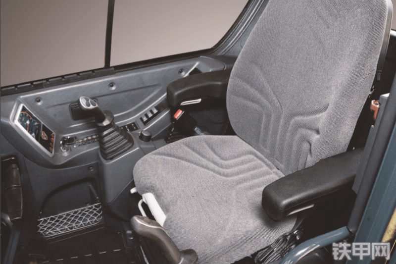 现代R 60VS挖掘机局部