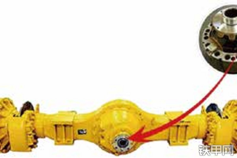 山工SEM518压路机局部