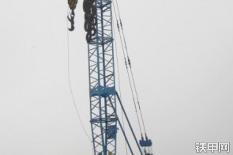 杭重机械HZQH3000C强夯机整机外观