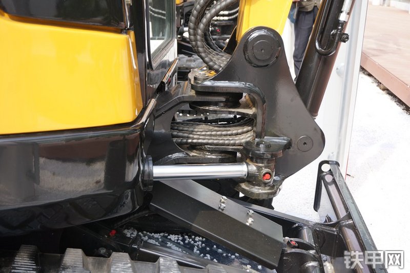 三一重工SY26U-10挖掘机局部