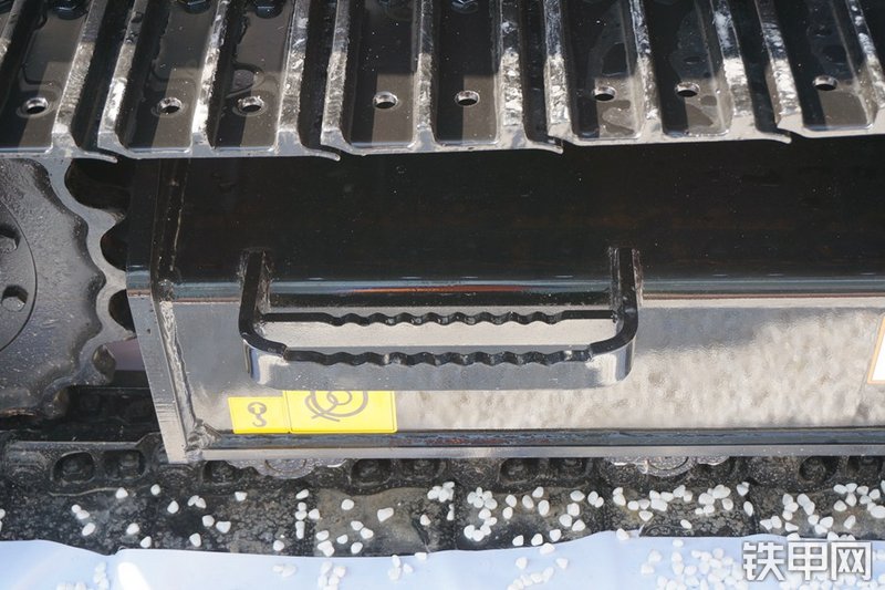 三一重工SY75C-10挖掘机局部