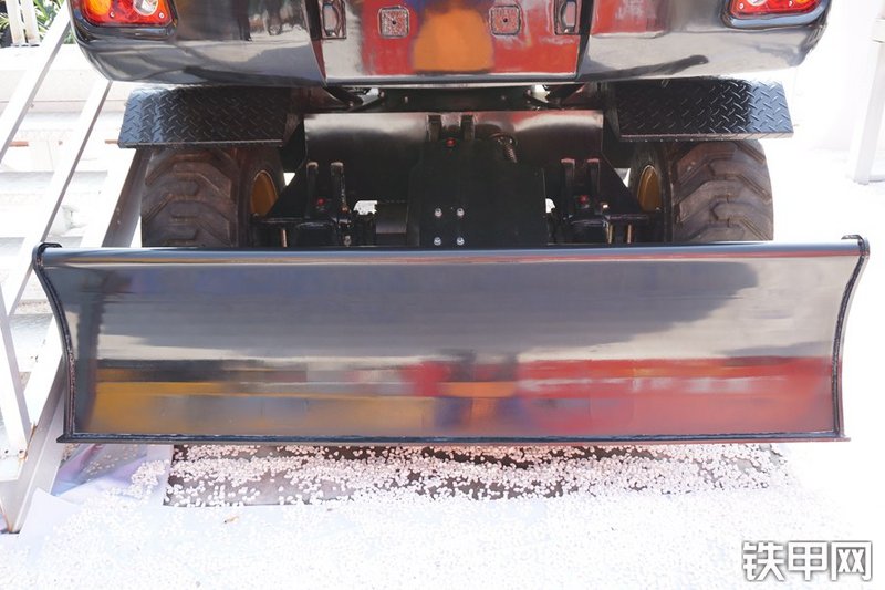 三一重工SY65W-10挖掘机局部